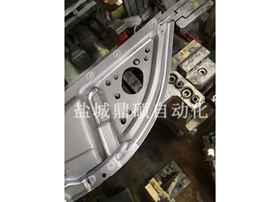 QMC三角窗焊接工装