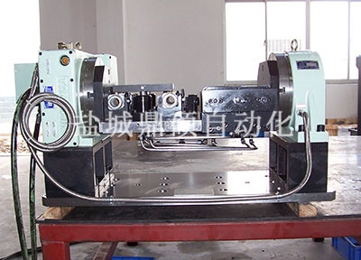 第四轴液压夹具